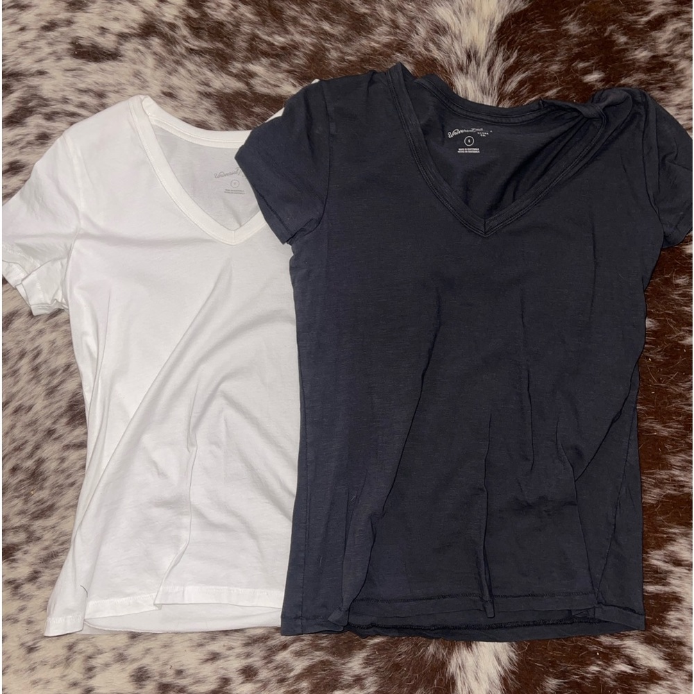 Set of two shirts